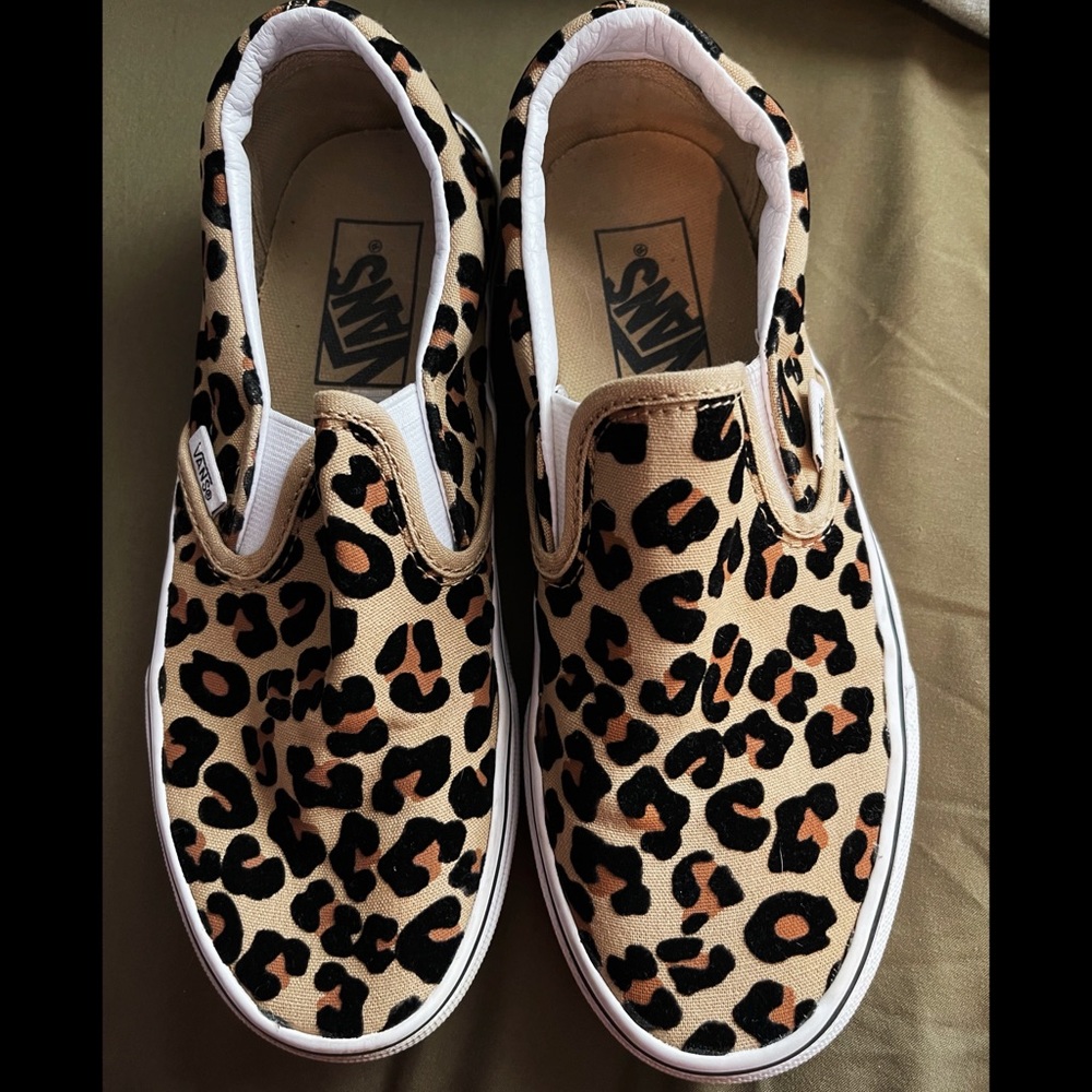 Womens Vans leopard/cheetah